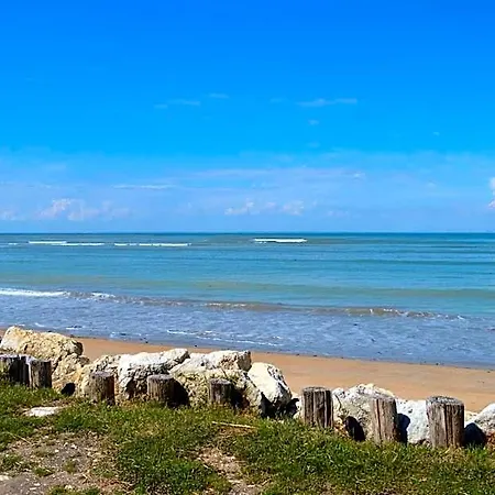 La Chaudrée Hotel 2*