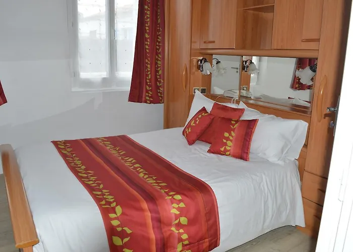 Hotel La Chaudree La Bree-les-Bains